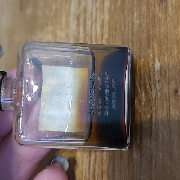 Vintage number 5 Chanel miniature glass perfume bottle with box - Picture 5 of 7